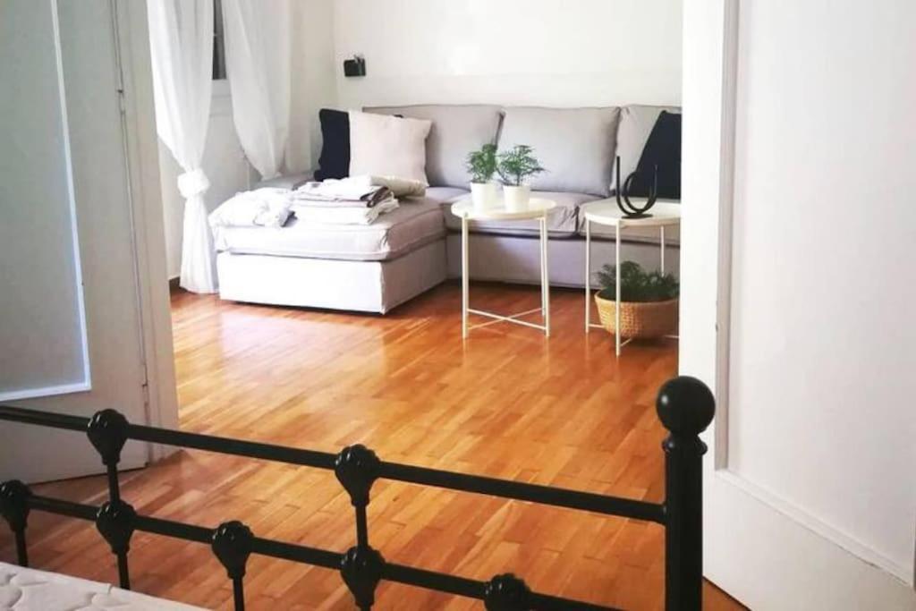 Apartment With Private Patio Athen Exterior foto