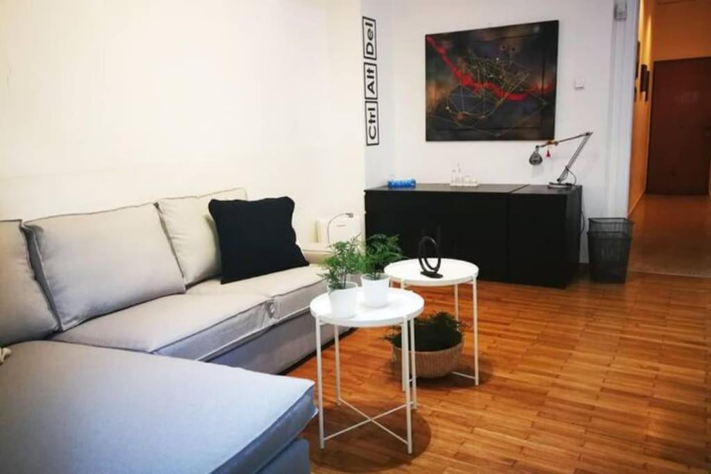 Apartment With Private Patio Athen Exterior foto